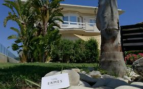 Ermes - camere e autonoleggio